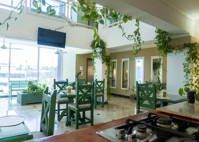 Hotel Checkin El Cortecito